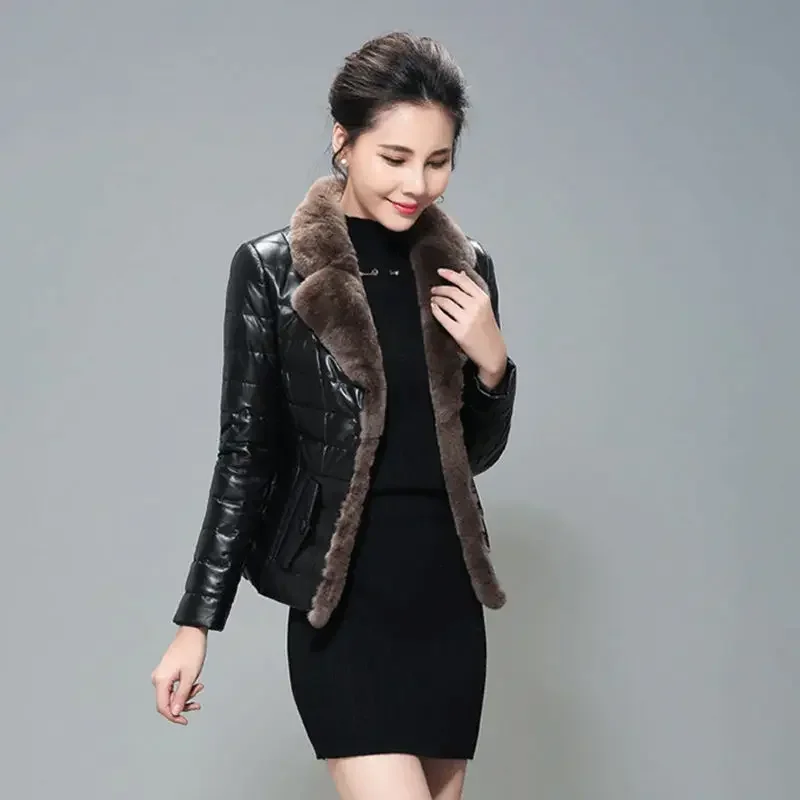 Casaco de pele de inverno vintage de luxo para mulheres 2025 roupas outono couro frio jaqueta de motociclista mulher muito quente roupas de lã pesada quente