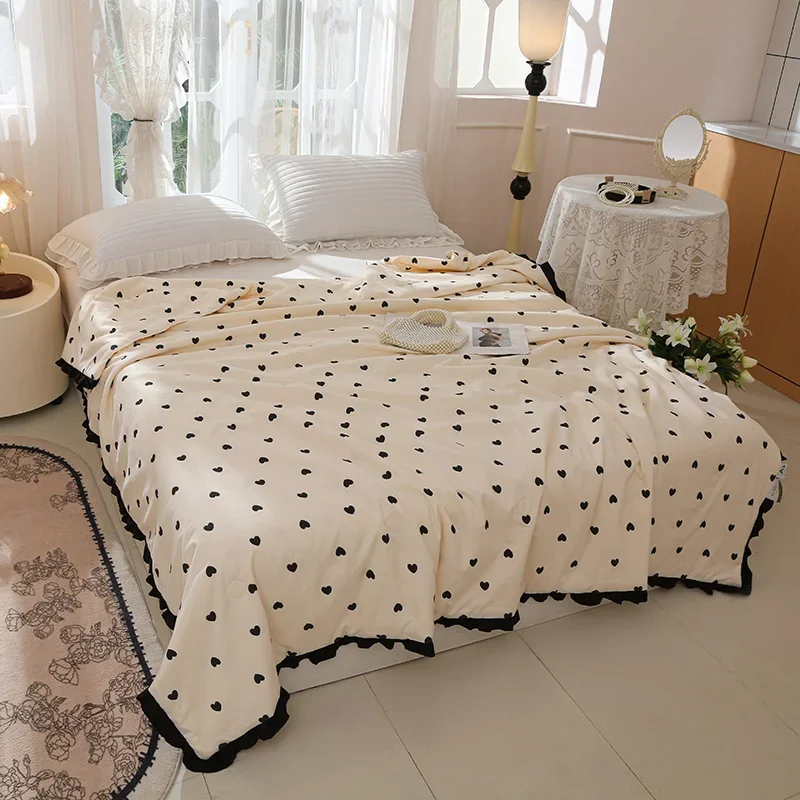 Korean Style Ruffles Summer Blanket Refreshing Elegant Breathable Summer Duvet Soy Fiber Fill Air Conditioning Comforter Cooling