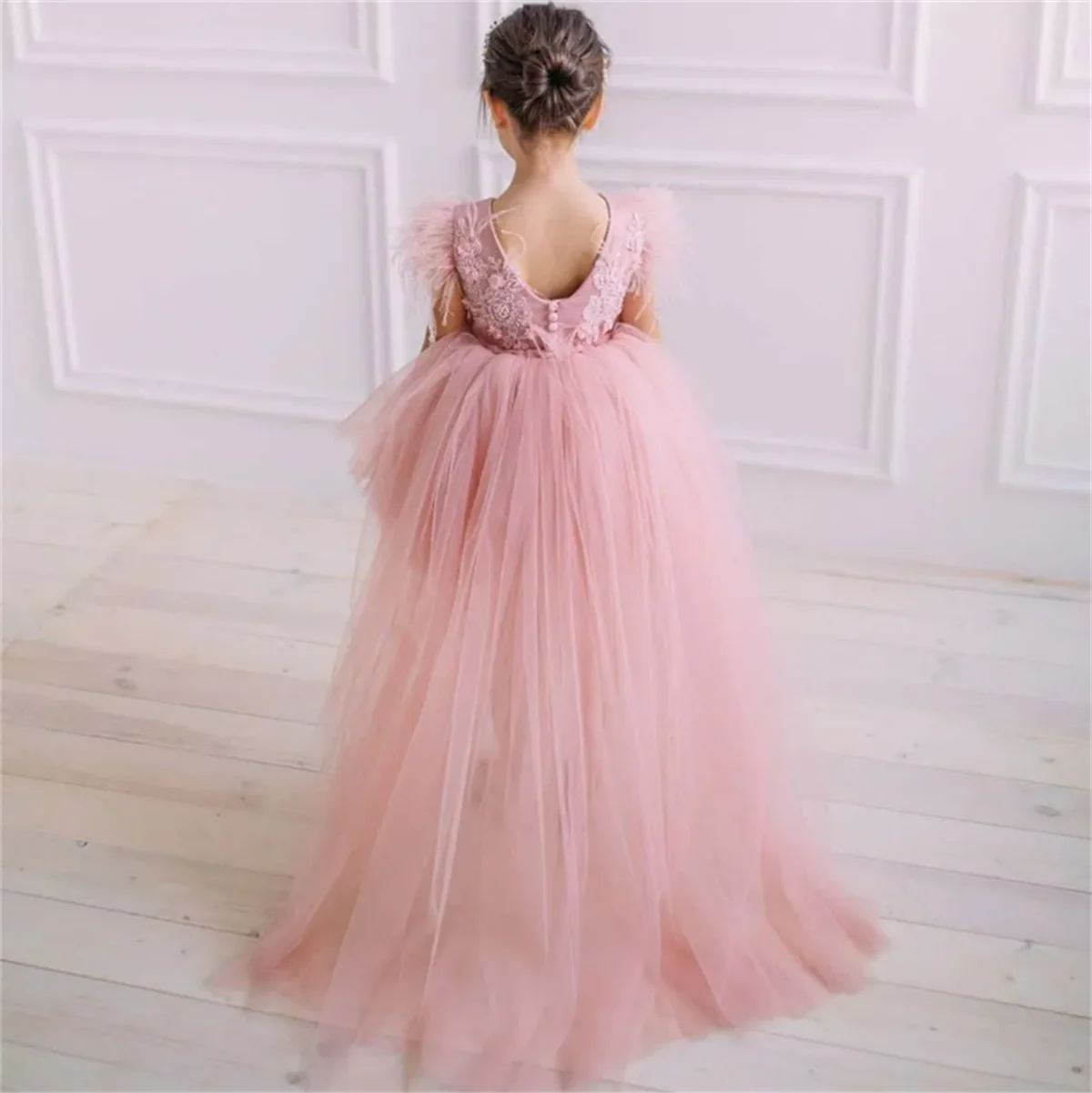 Flower Girl Dresses Long Skirt Satin Appliques Figure Short Sleeve For Wedding Birthday Party Banquet Princess Gowns