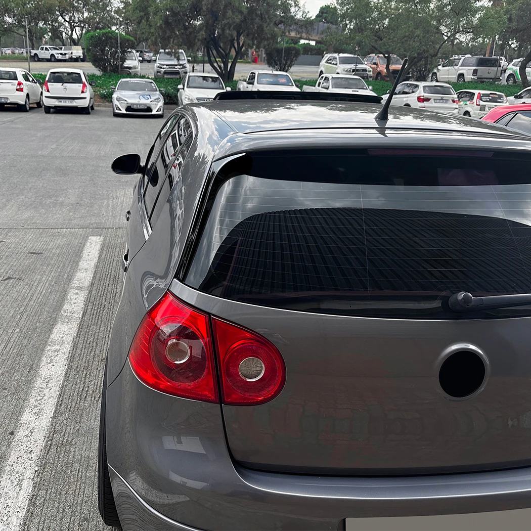 새로운 디자인 2006 2007 2008 2009 VW 폭스 바겐 골프 5 MK5 R32 GTI R 후면 사이드 스포일러 트렁크 윙 립 ABS 광택 블랙 썸네일 3