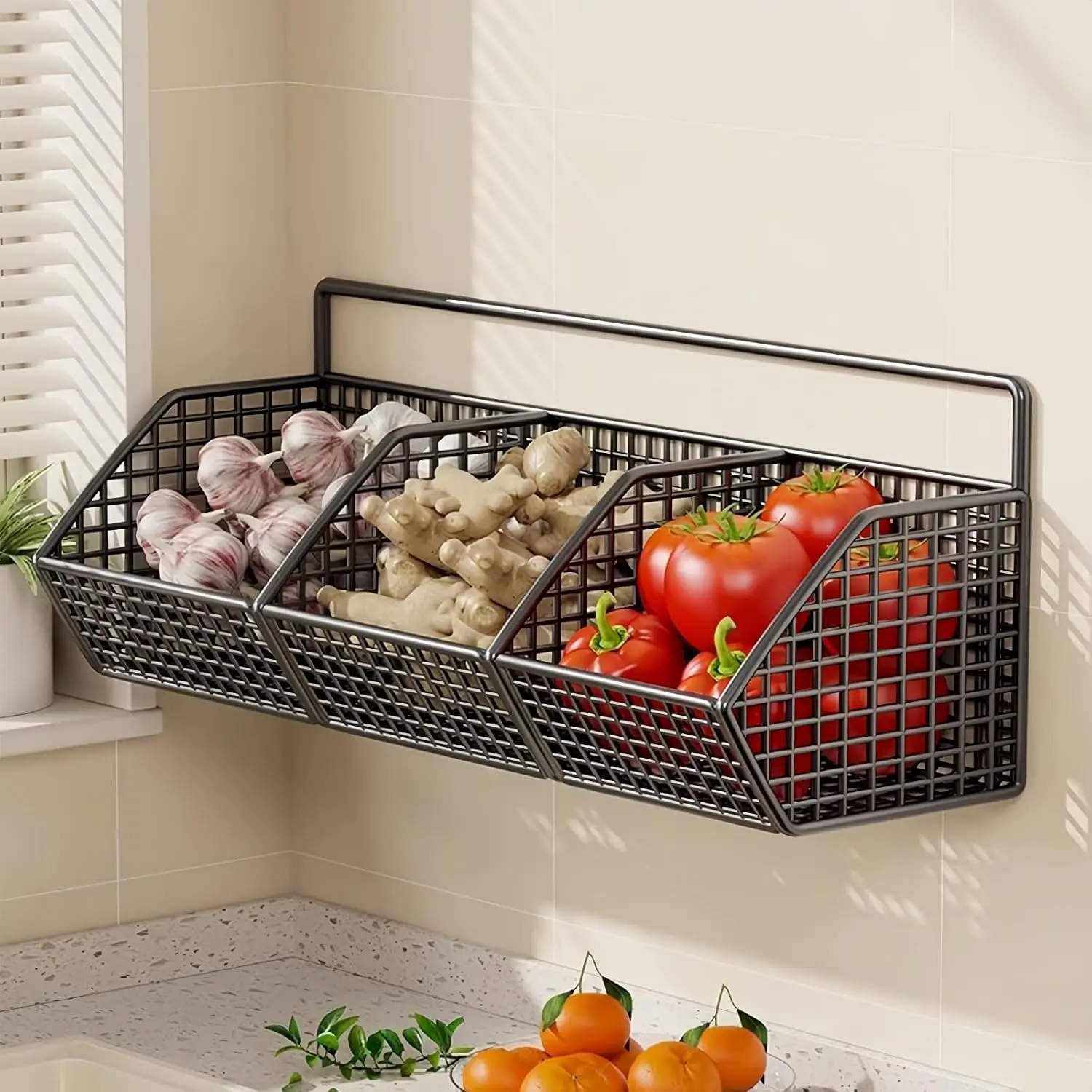 Diamond-free Wall-mounted Kitchen Storage Basket Split Metal Storage Basket Wall-mounted Food and Vegetable Sorting Storage Rack