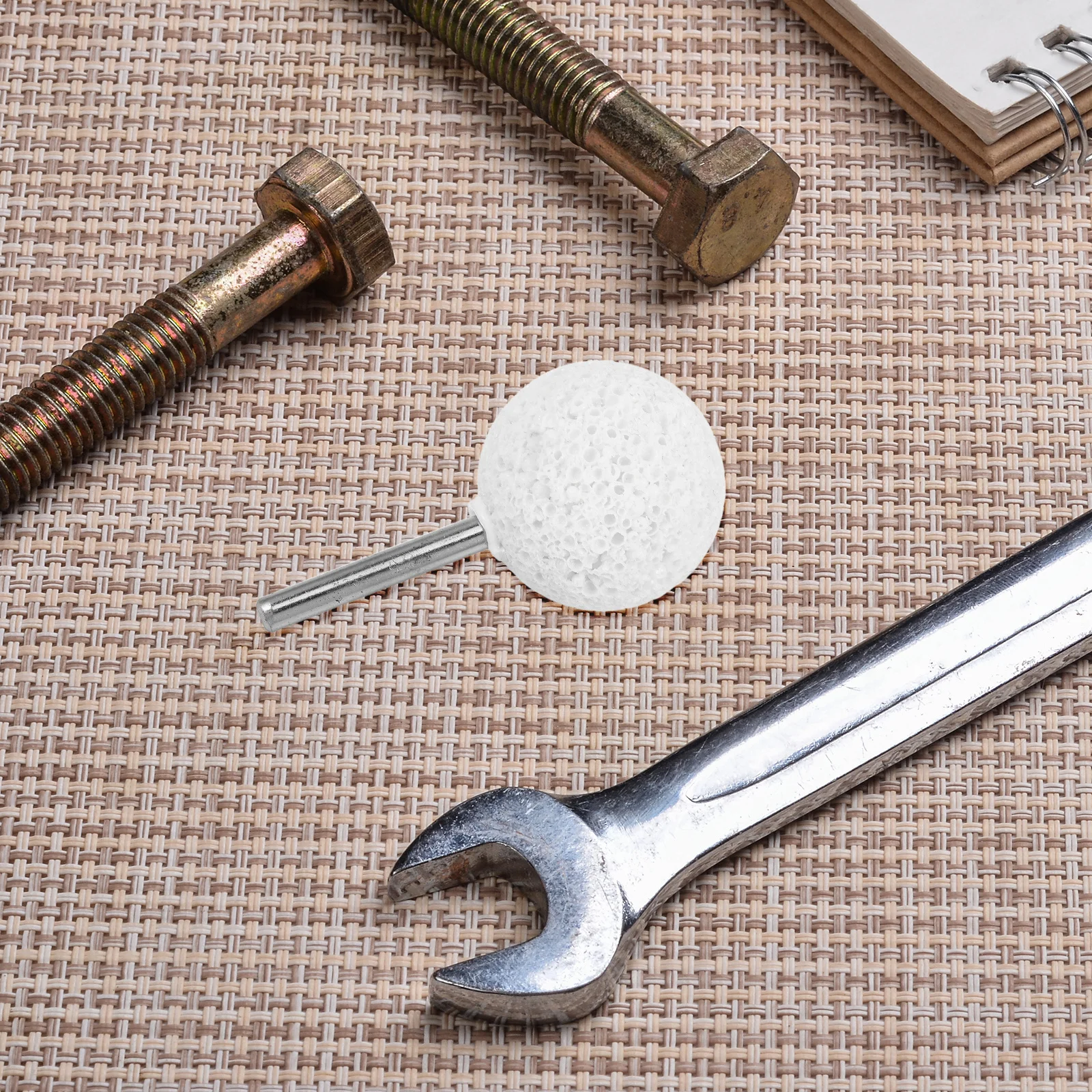 

Ball-Shaped Abrasive Grinding Wheel For Tire Puncture Repair Portable Polishing Bit Corundum Grinding Kit Rotary Tool