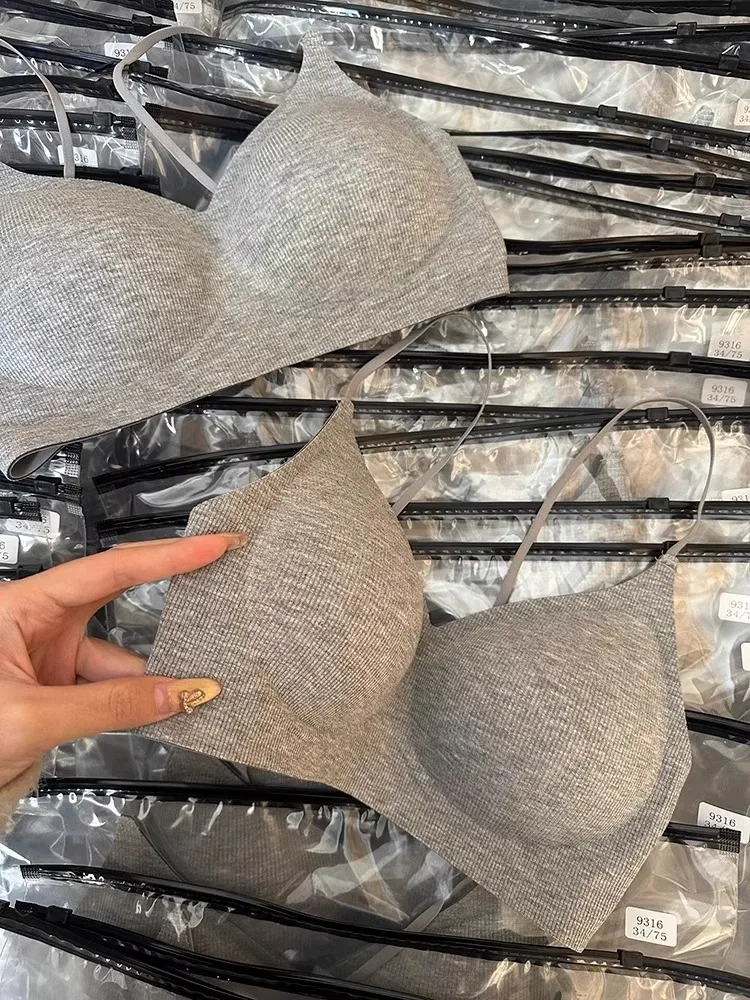 حمالة صدر نسائية بدون خياطة بحمالة ثابتة وتصميم كوب النخيل، ملابس داخلية مثيرة برقبة على شكل V وتغطية كاملة بدون أسلاك للشابات #5