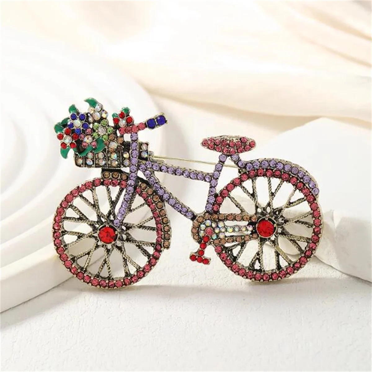 Bicycle Brooch Y2K Fashion Exquisite Pin Cute Personalized Jewelry Accessories Birthday Party Gifts For Friends And Relatives