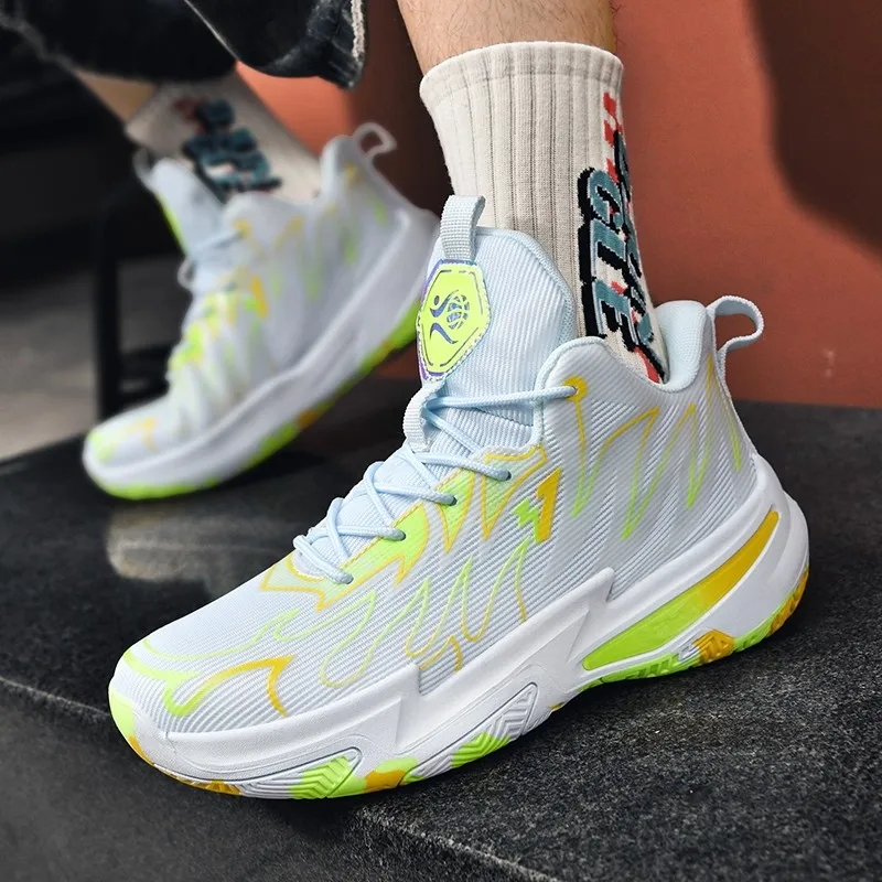 

Lightweight and comfortable upper designs are trending for children's and youth basketball shoes.