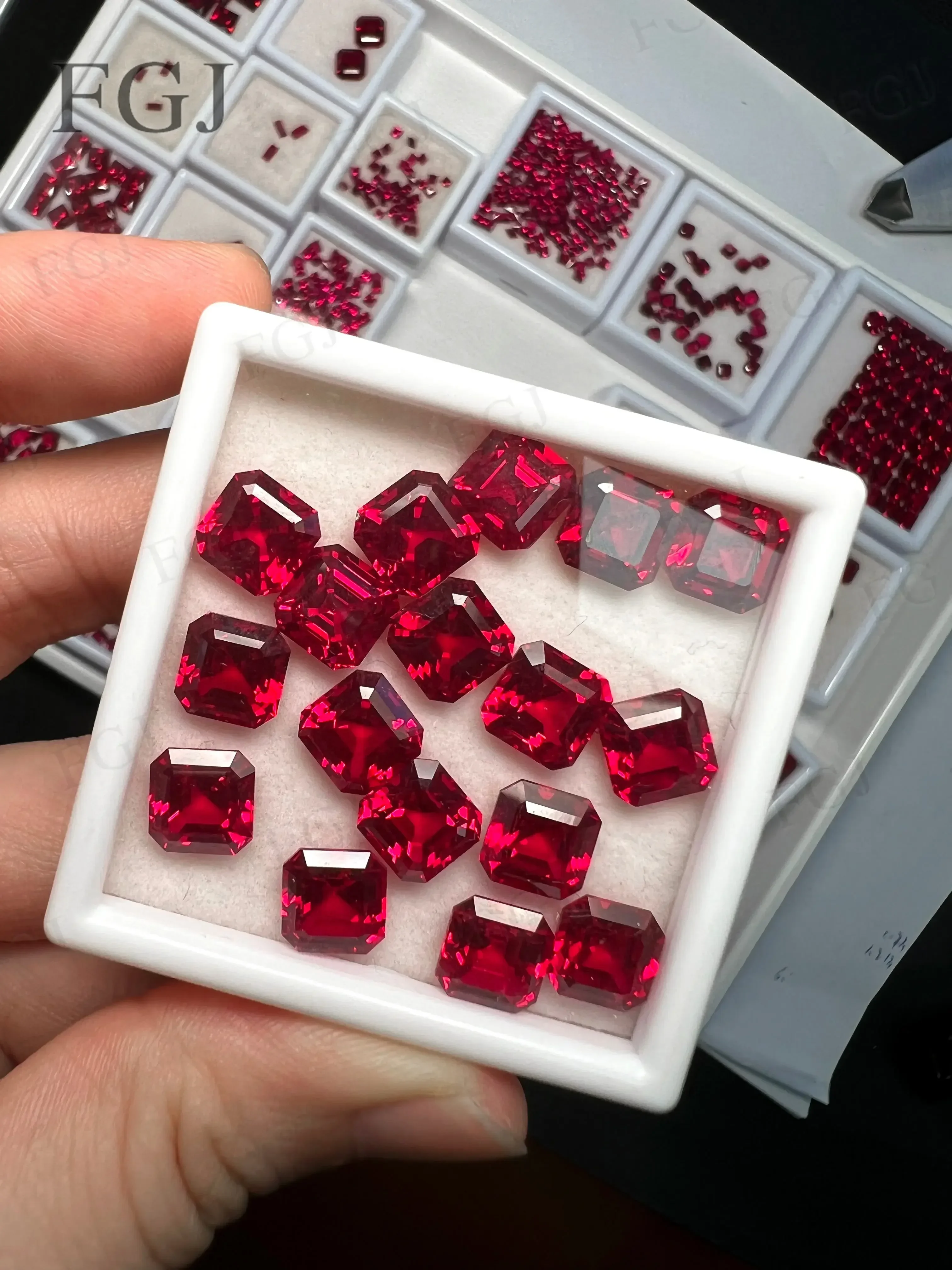 

Asscher/Square Cut Lab Grown Ruby Pigeon Blood Red VVS1 Beads Selectable AGL Certificate Gemstone For Jewelry DIY Materials