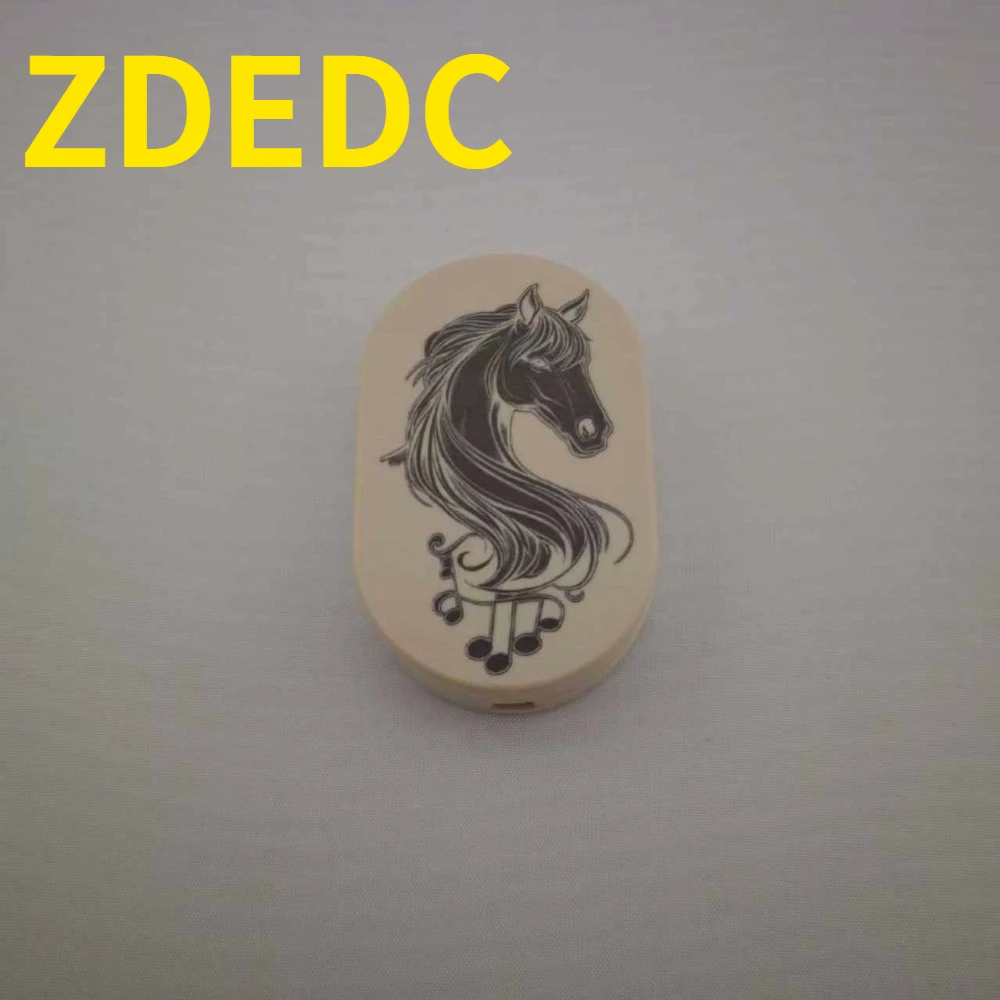 

ZDEDC Horse-Head Fiddle PEEK Tri-Scale Rhythmic Straight Push Rotating Fingertip Push Card Decompression Toy