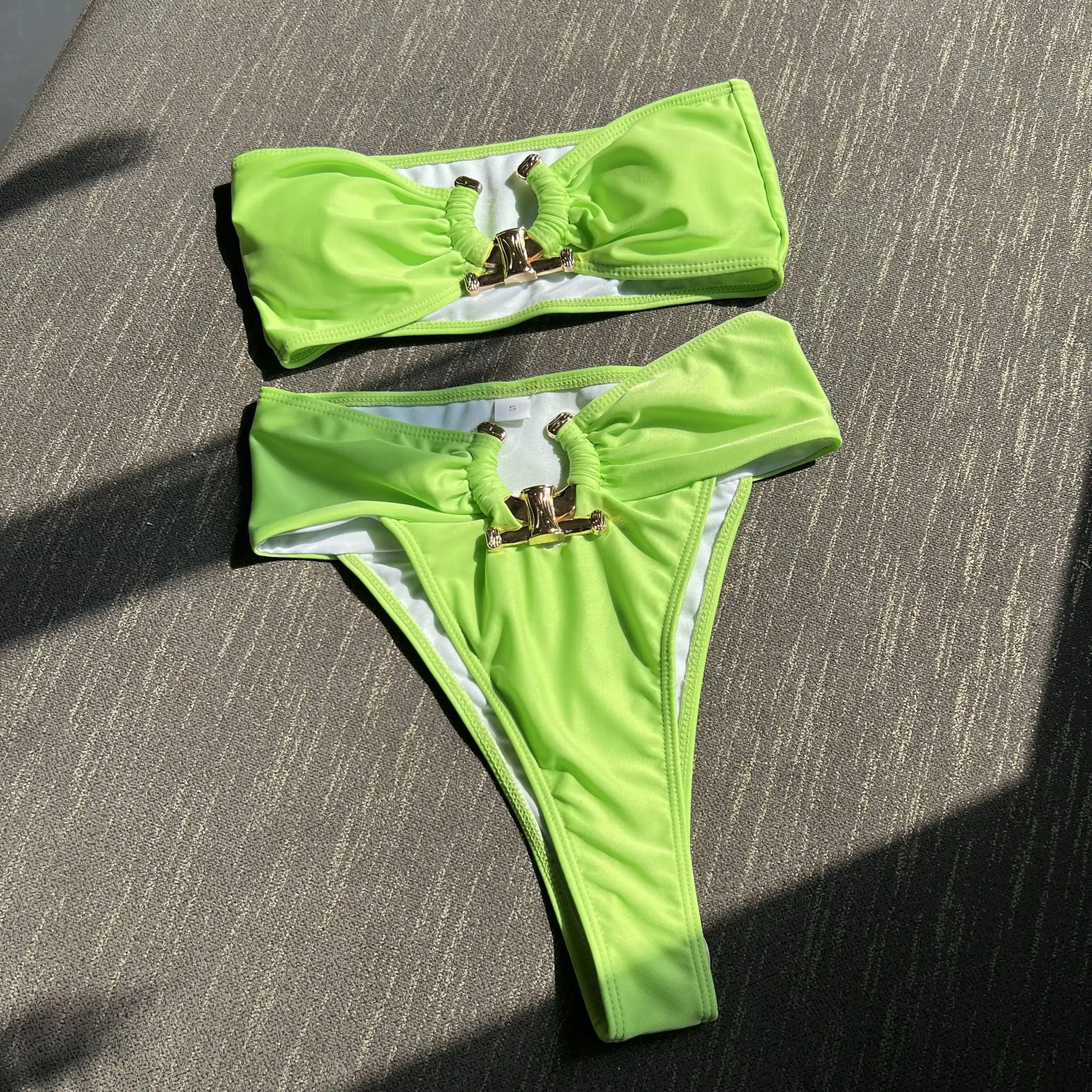 2025 Ropa de playa Traje de baño de 2 piezas Traje de baño de una pieza Estampado Halter Push Up Monokini Traje de baño Traje de baño Ropa de playa Mujer