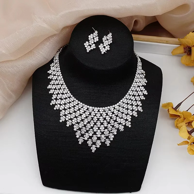 

Simple Design Love Hollow Tassel Long Necklace Earrings Wedding Jewelry Set Suitable For Women Bridal Dating Party Gifts