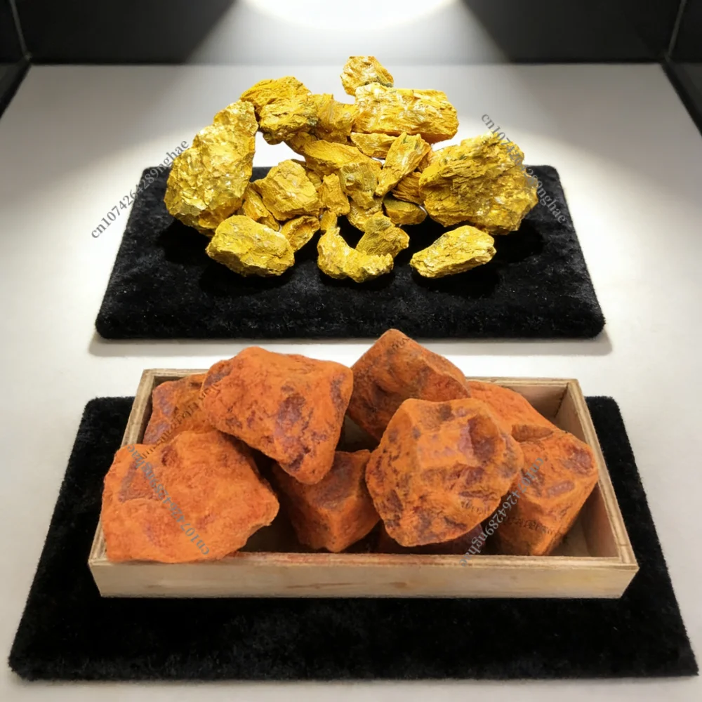 赤いレルガル石、硫化アーセニック鉱物結晶-–-天然鉱石、地質学コレクションや教育展示に最適