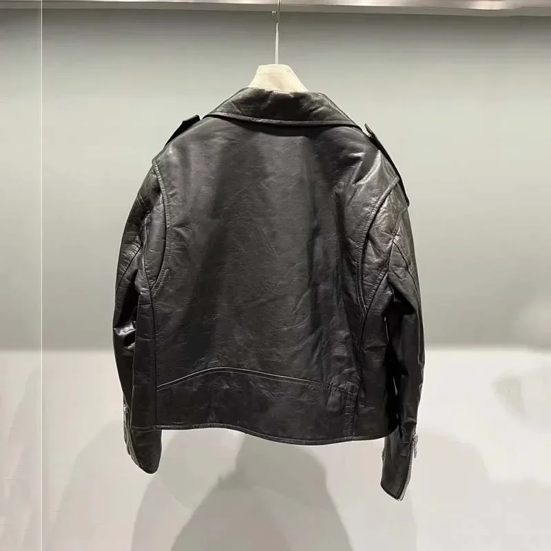 Naturalny płaszcz z prawdziwej owczej skóry dla kobiet Wiosna 2025 Krótka kurtka z prawdziwej skóry w stylu lokomotywy z wywijanym kołnierzem