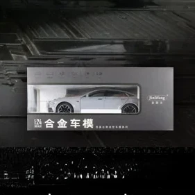 โมเดลรถของเล่น1:24จรวด900อัลลอยด์โมเดลยานพาหนะจำลองหล่อด้วยเสียงและเบาของขวัญคอลเลกชันดึงกลับ