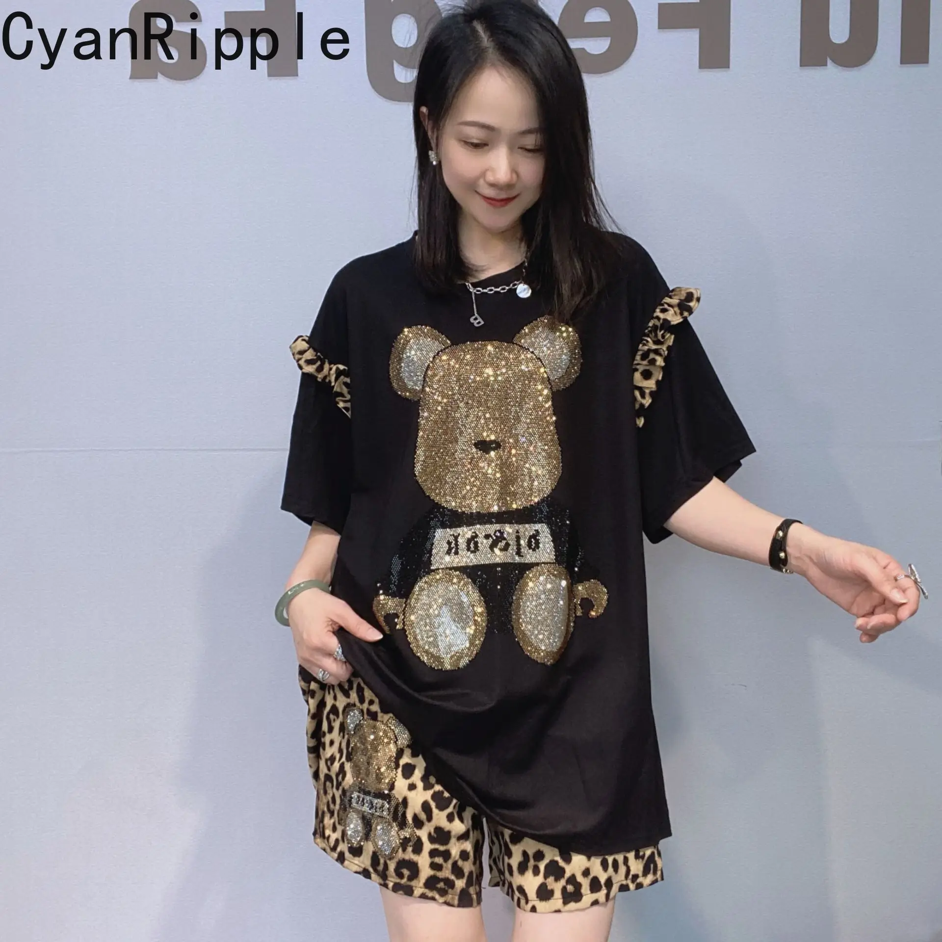 

2026 New Spring Summer Women Two-piece Set Leopard Splicing Loose Mid-long T-shirt Top + Elastic Waist Casual Straight Shorts