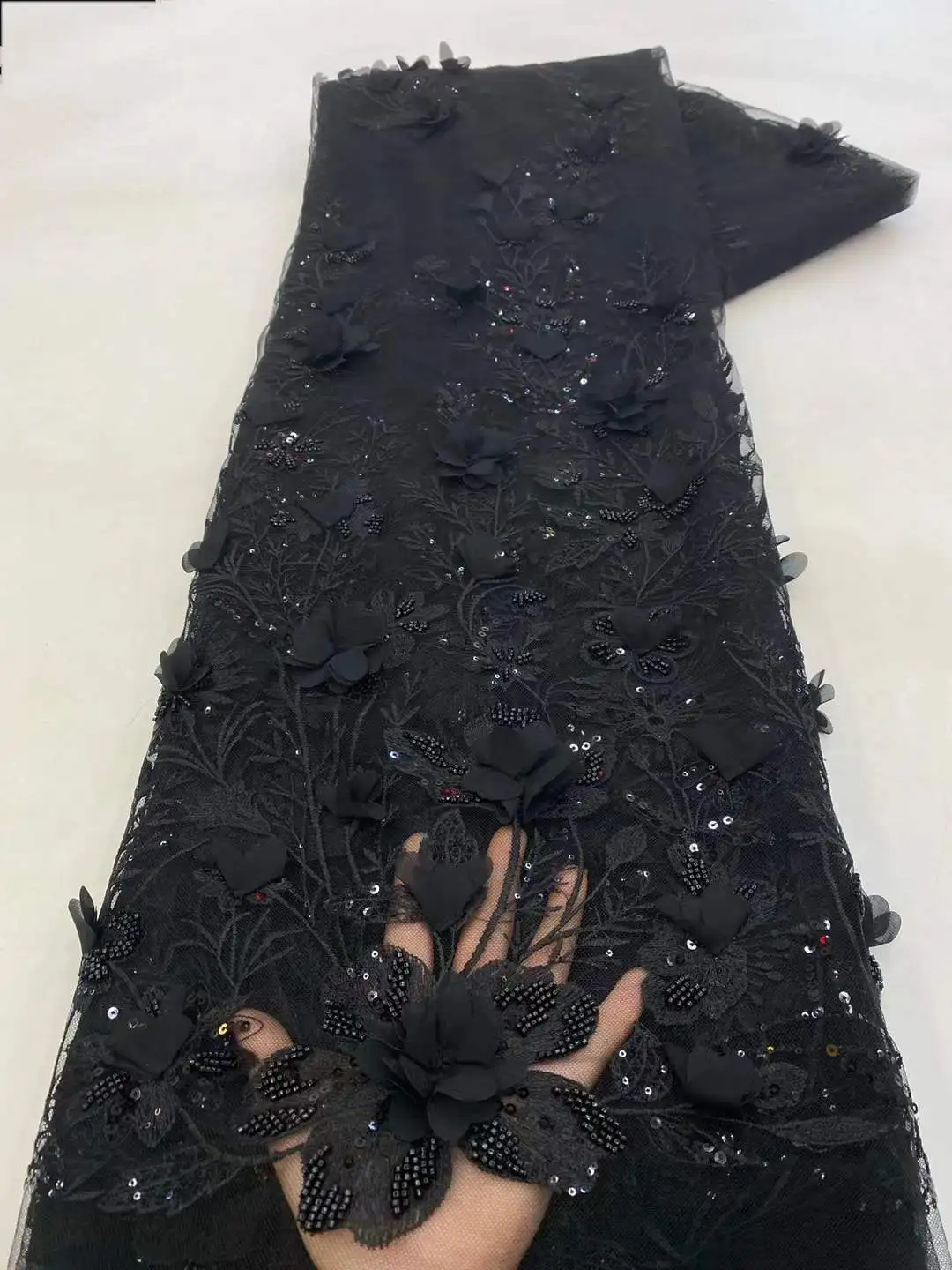 

Ткань из черного африканского кружева с 3D цветами, тюль с пайетками из Дубая, вышитая аппликация, нигерийская ткань для пошива платьев, 2026 год