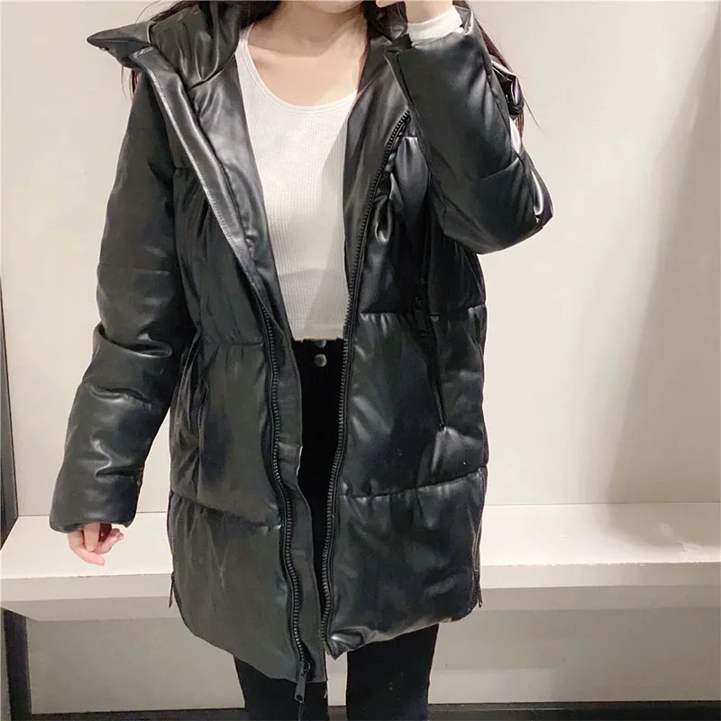 Cappotto invernale da donna con cerniera allentata in similpelle PU Cappotto casual caldo di media lunghezza Giacca in cotone con cappuccio in pelle