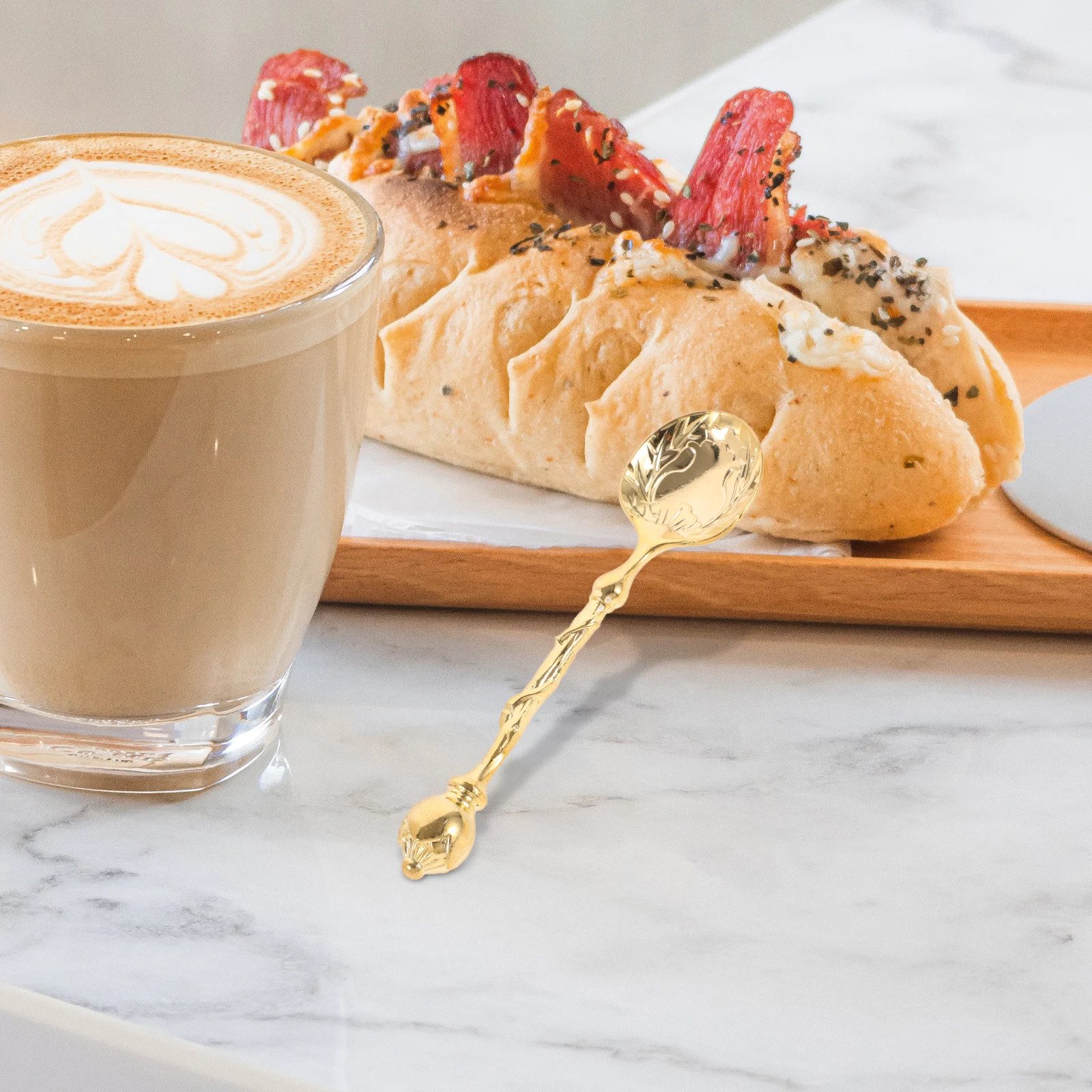 

4Pcs European Style Stainless Steel Coffee Spoons Vintage Decorative Pattern Mixing Dessert Spoons Home Use Metal Spoon