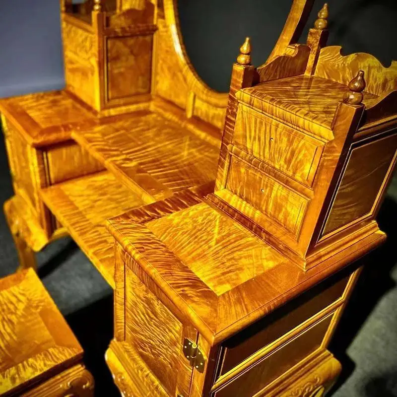 Dresser tables and chairs carved new furniture, antique old-fashioned, table c