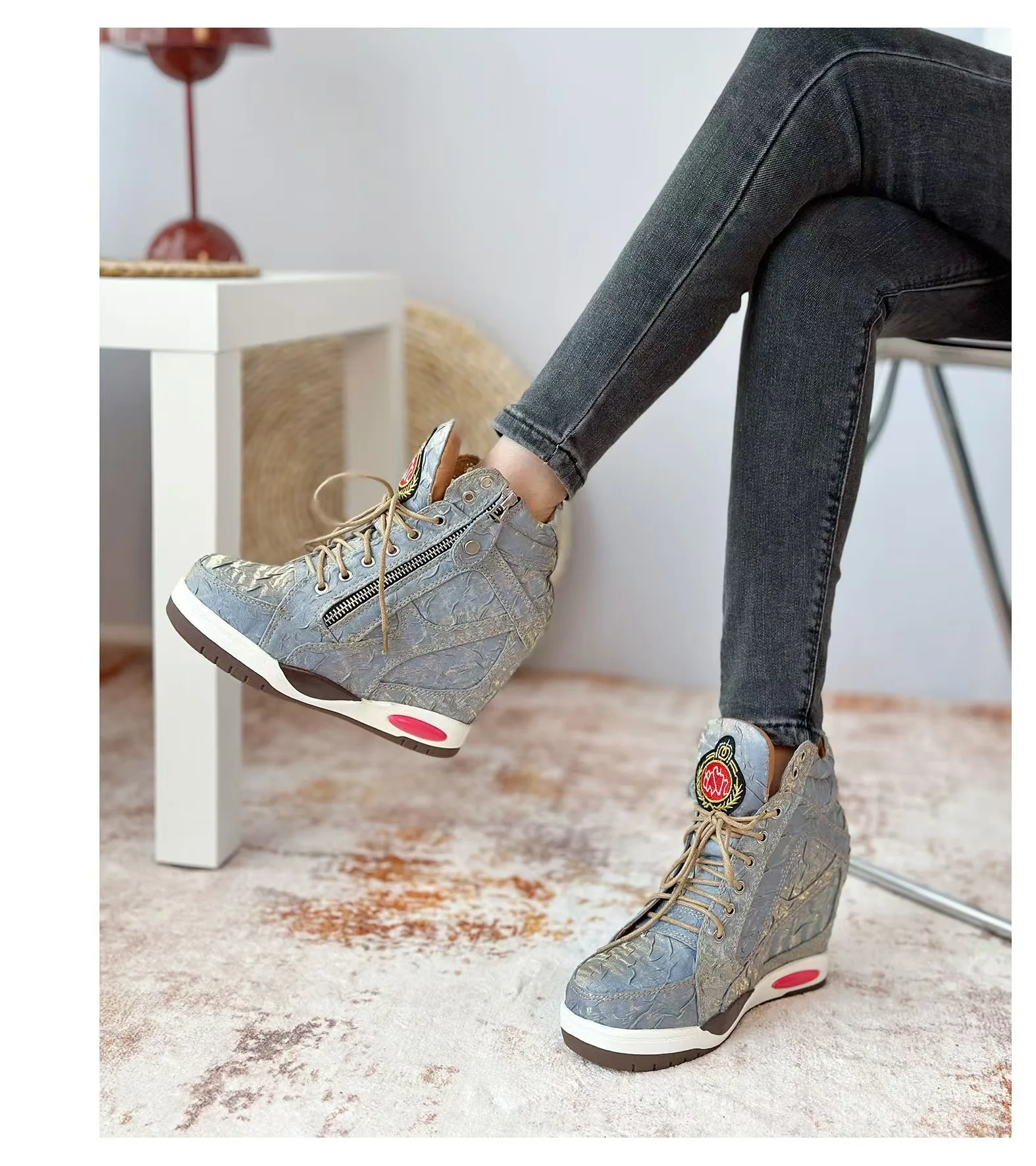Fashionable and personalized sponge cake inner height increasing thick soled casual lace up short boots for women\'s autumn shoes