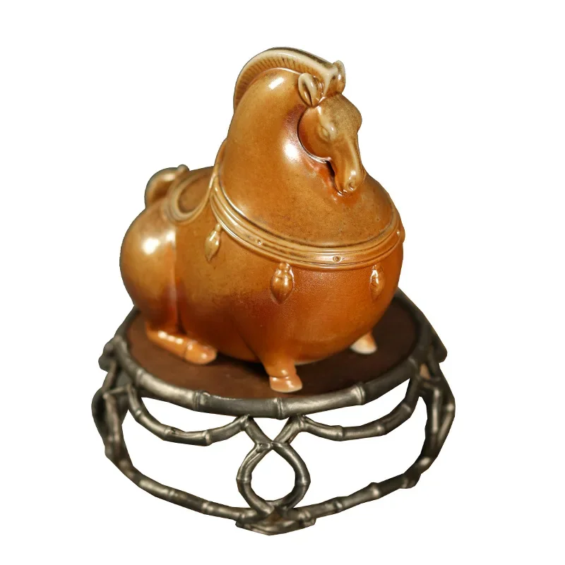 Firewood tea pet zodiac horse, creative tea play, small ornaments, mascot for the Year of the Horse, ceramic souvenir, creative