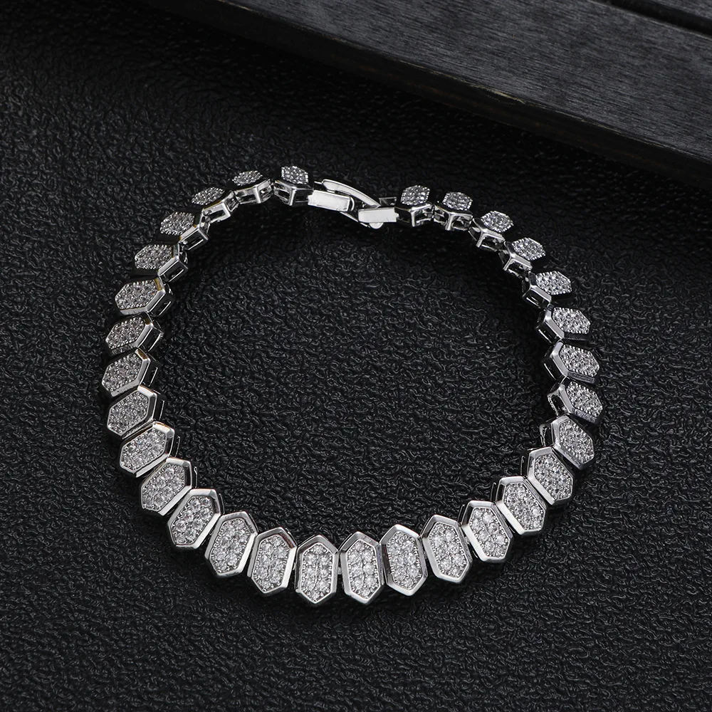 

HIBRIDE Simple Diamond Fine Glitter White Daily Bracelet Women Jewelry Clothing Accessories for Party Holiday Gift Travel B187