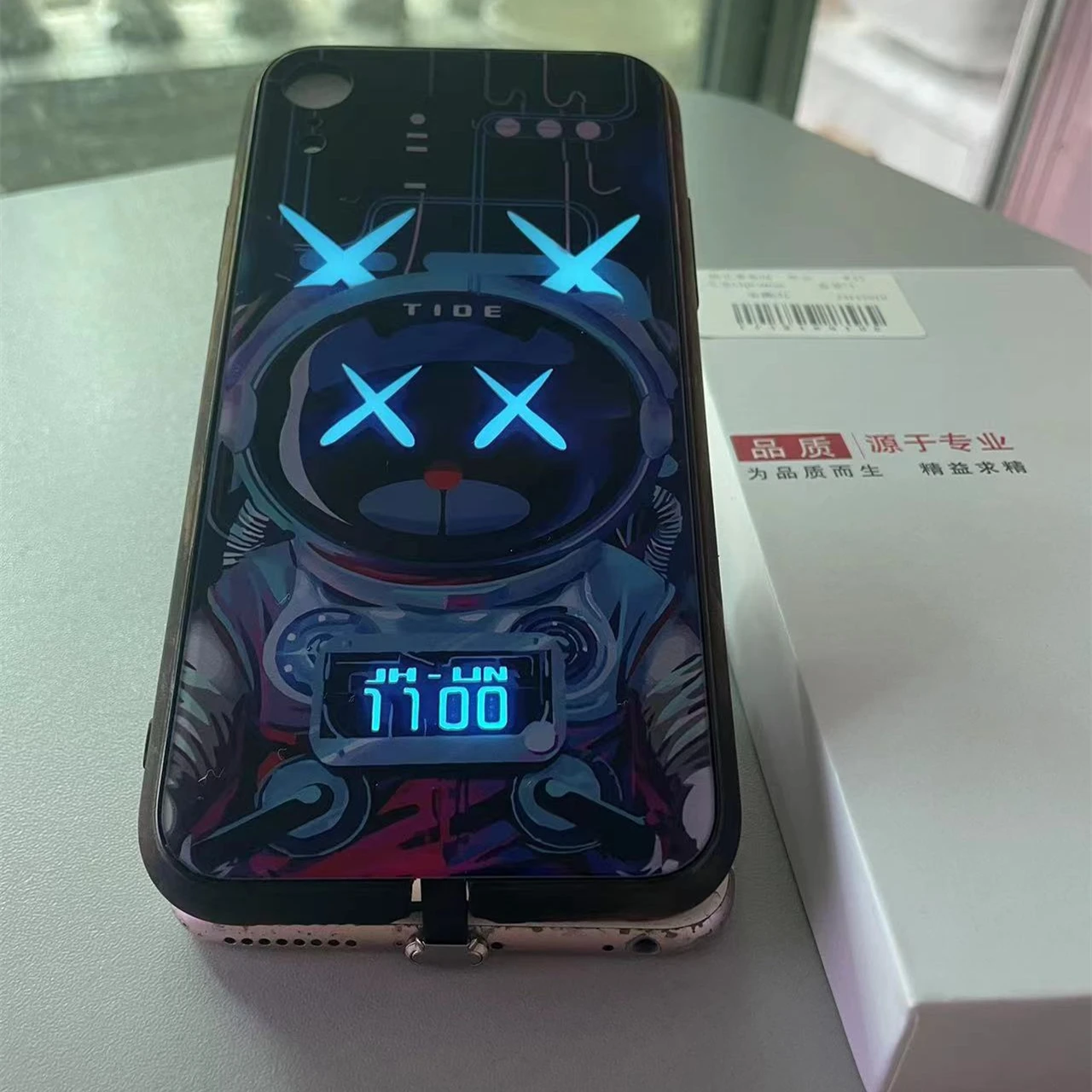 Świecące etui ze źródłem światła Punk do iPhone\'a 15 14 12 13 Pro Max Plus Samsung S23 S24 S22 Plus Ultra dla trendsetterów