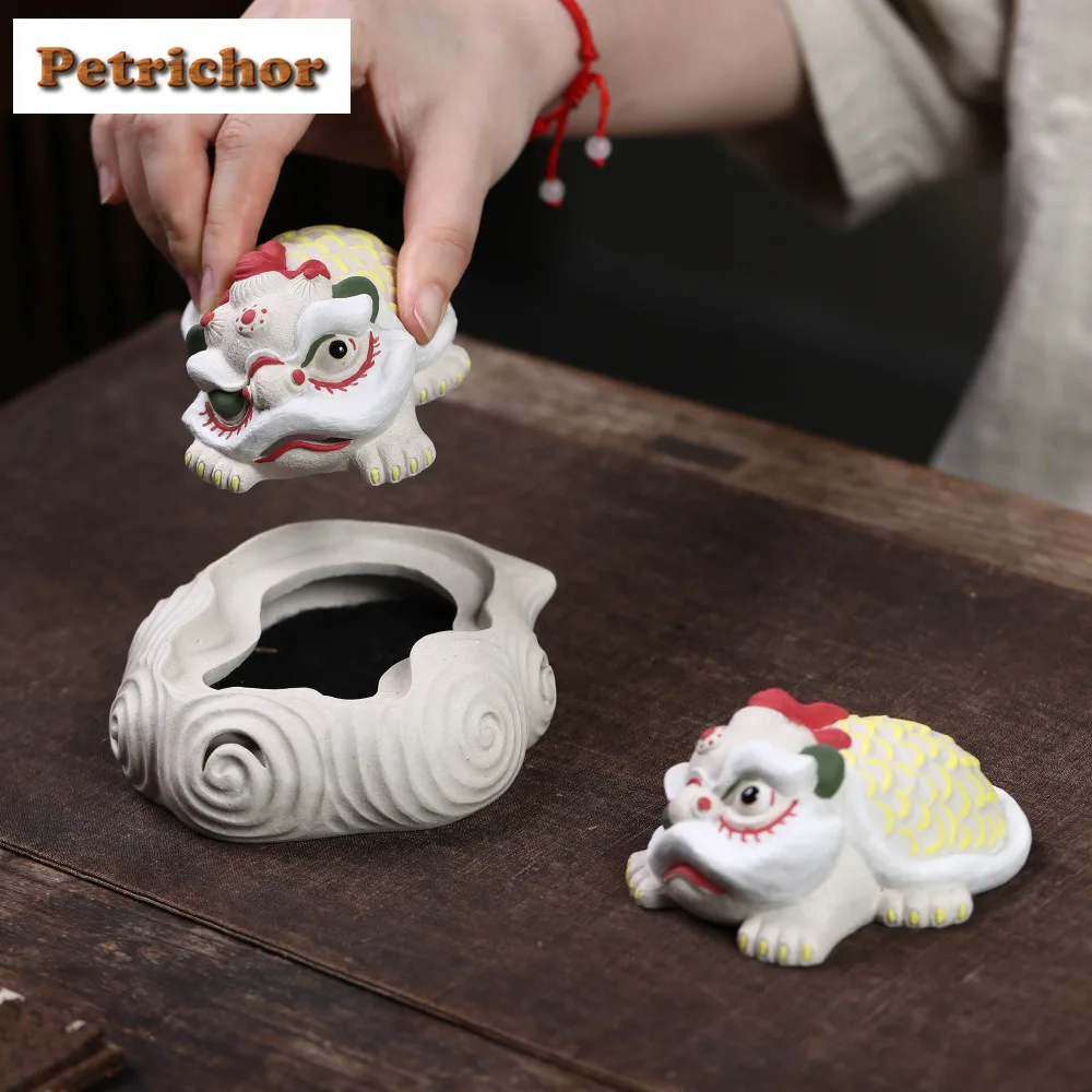 

Yixing Purple Clay Colored Drawing Lucky Lion Tea Pet Retro Tea Games Tea Figurine Play Toys Tea Statue Ornaments Censer Craft