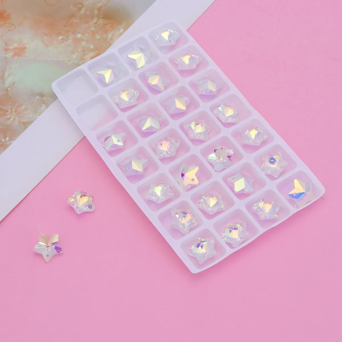 

Набор из 28 цветных стеклянных подвесок для творчества, аксессуары для изготовления украшений, креативные хрустальные кулоны, набор для самостоятельного изготовления подвесок