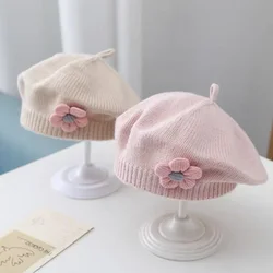 Flower Baby Beret Hat Solid Color Winter Warm Knitted Beanie Cap For Infant Girl Korean Toddler Princess Artist Painter Cap 2024