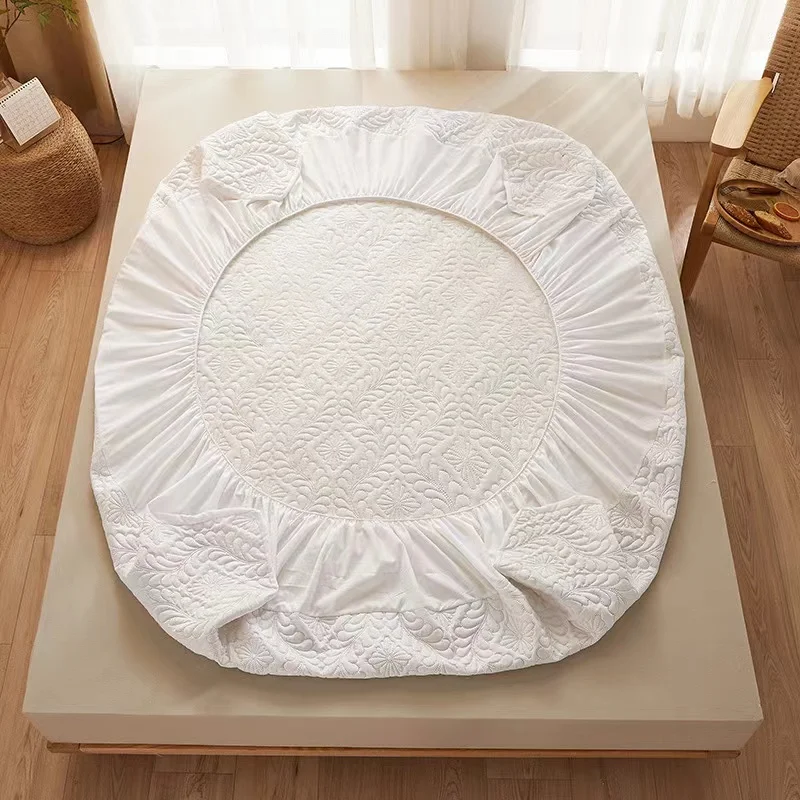 

1pc Breathable bed cover with anti skew joint bed sheet without pillowcase 100% waterproof quilted mattress cover