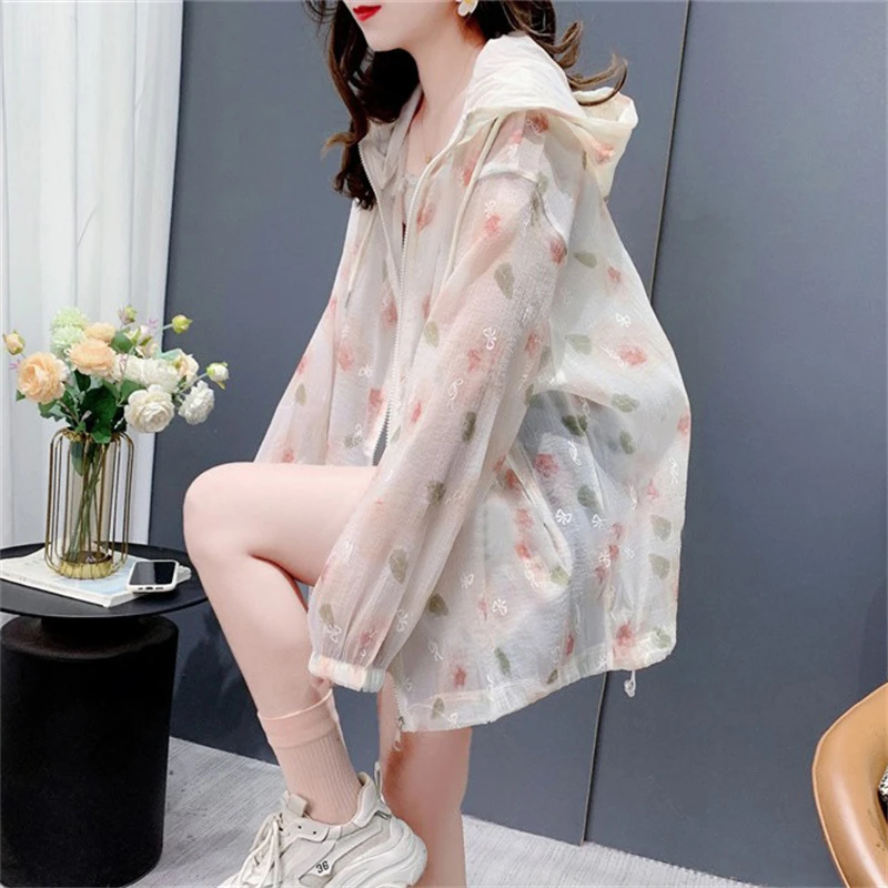 Pink White Zippered Cardigan Summer 2024 Lazy Style Print Design Hooded Sun Protection Long Sleeved Jacket For Women's