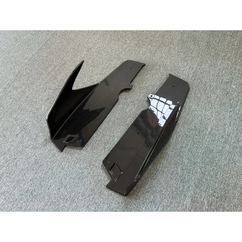 

Upgraded Body Parts With V-Style Dry Carbon Fiber And Decorative Side Skirts Suitable For Lamborghini Huracan STO