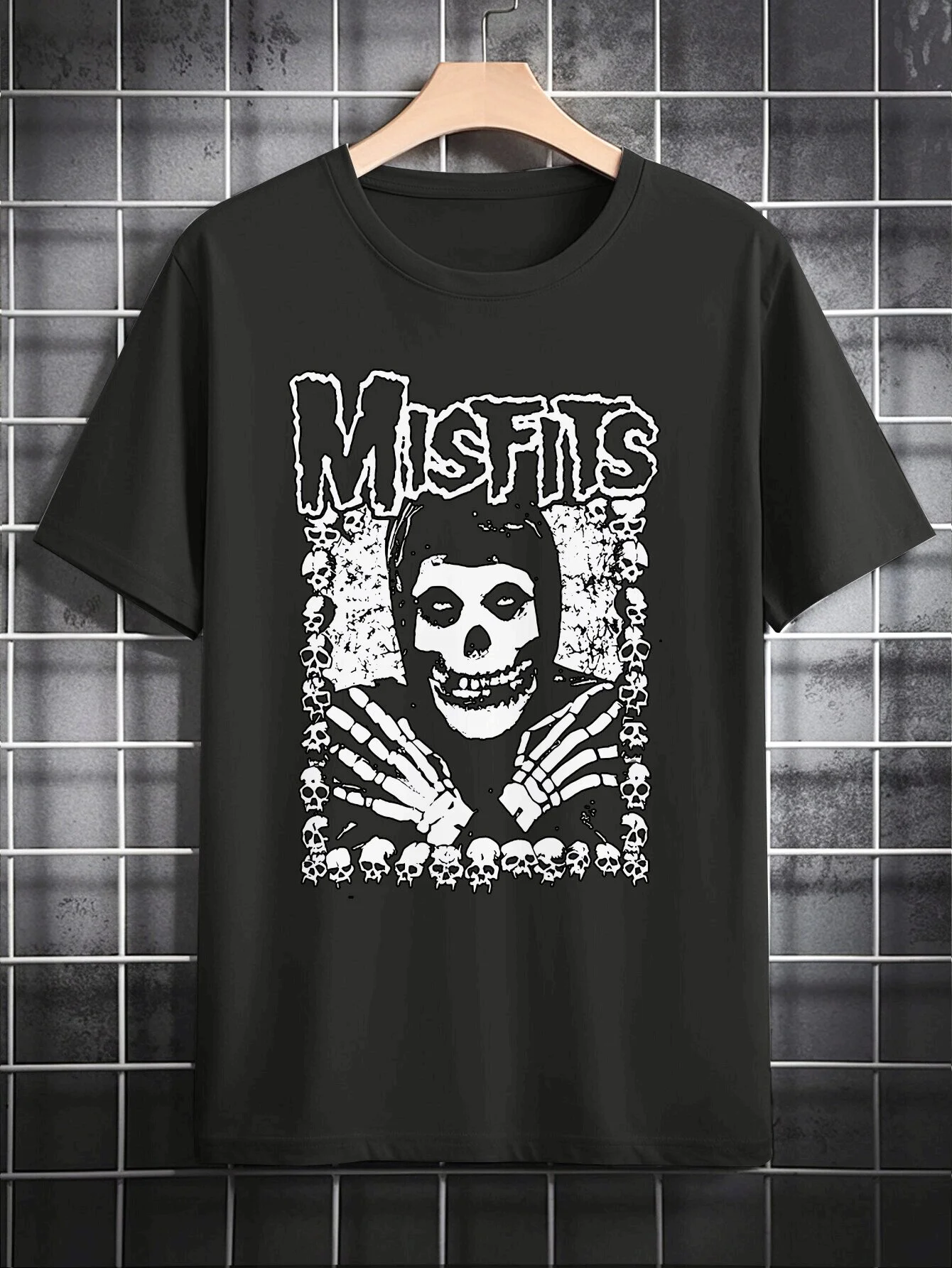 

Funny Men s Graphic Gift Tee Funny Men s Fashion T-Shirt - Summer Short Sleeve Vintage Black Graphic Tee Perfect Gift forHim