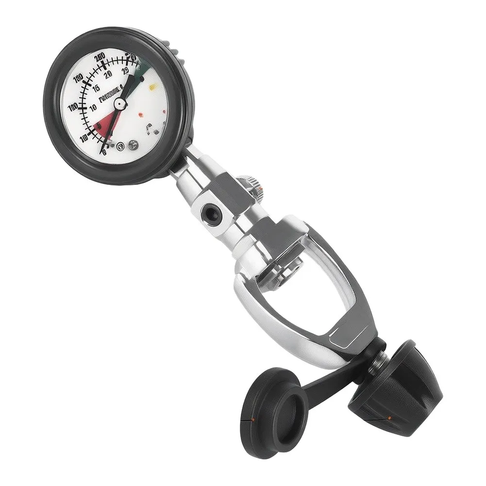 Brass Material Scuba Diving Cylinder For Night Diving For Scuba Diving Activities Measuring Range 0-300BAR Clear Measuring Scale