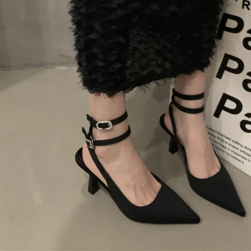 

Туфли-лодочки женские на высоком каблуке, с острым носком