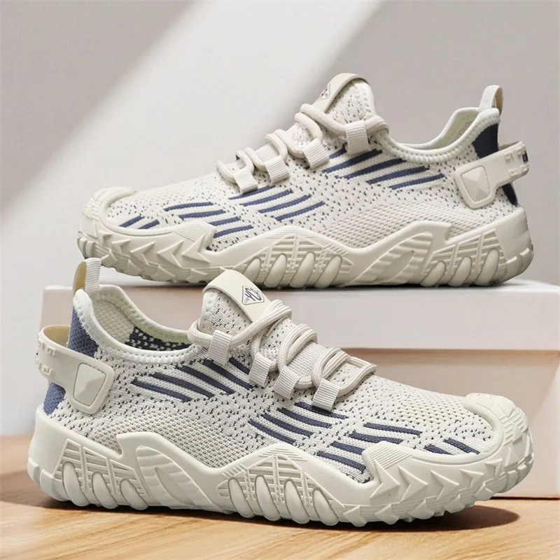 Men's mesh casual sneakers four seasons new soft-sole anti-slip outdoor running shoes student breathable light speed sports shoe