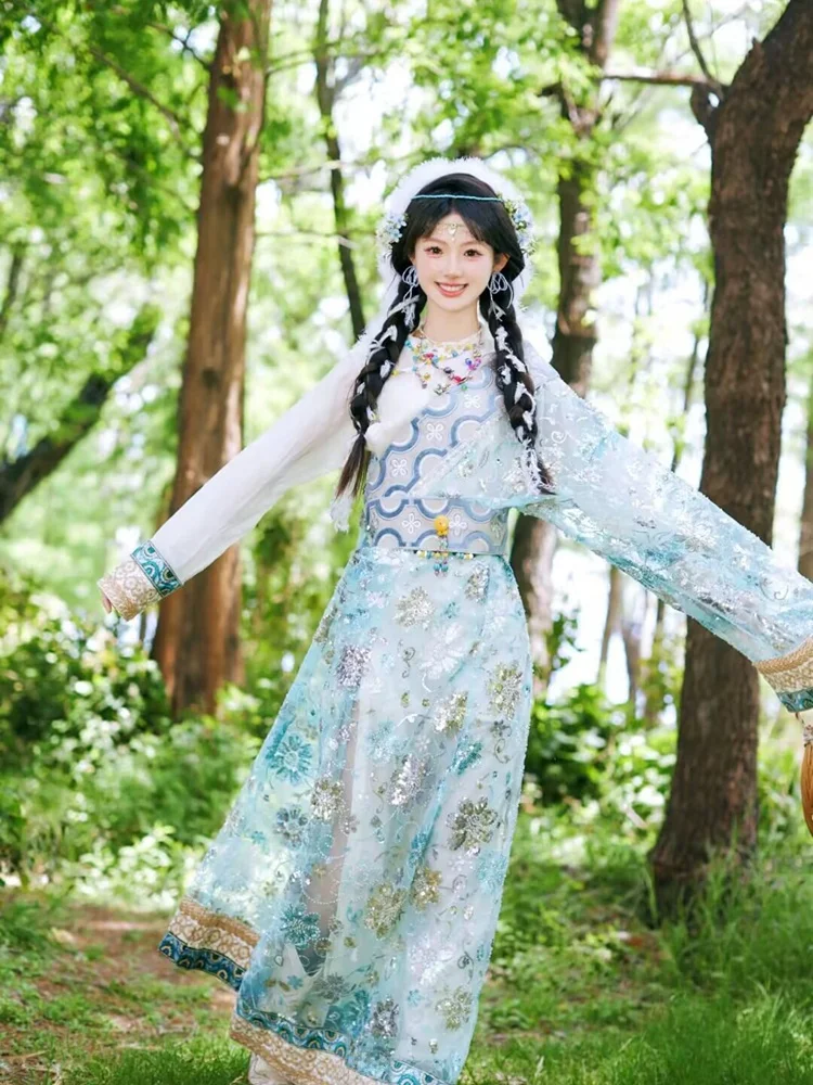 

New Ethnic Tibetan Costume Long Robe Travel Photography Tibetan Style Women's Fashionable Traditional Clothing Chinese Produc...