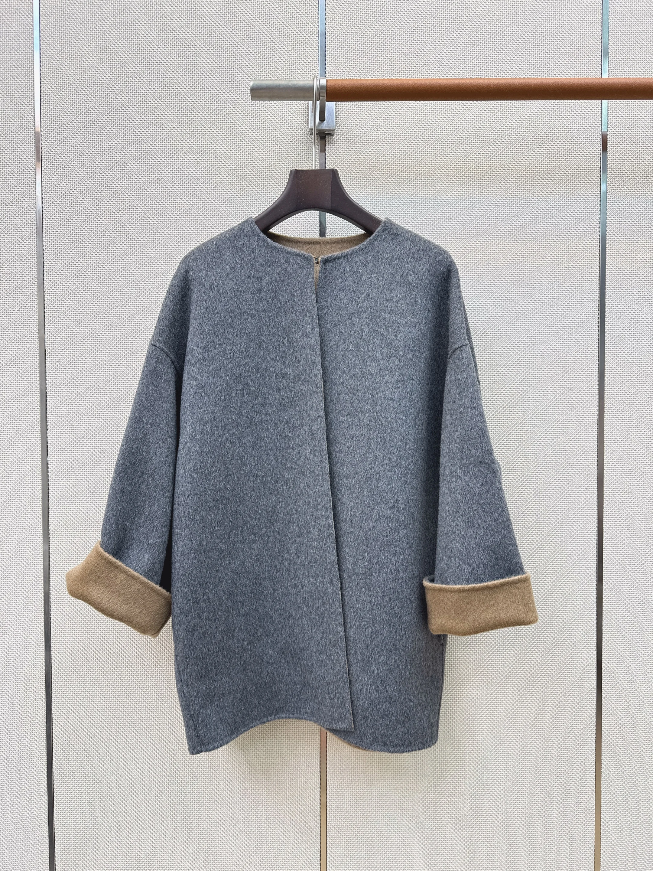 Autumn Winter Latest Mid-length Double-faced Wool Coat, Round Neck Silhouette Cut, Relaxed Elegant Style, Pure Handmade Double-f
