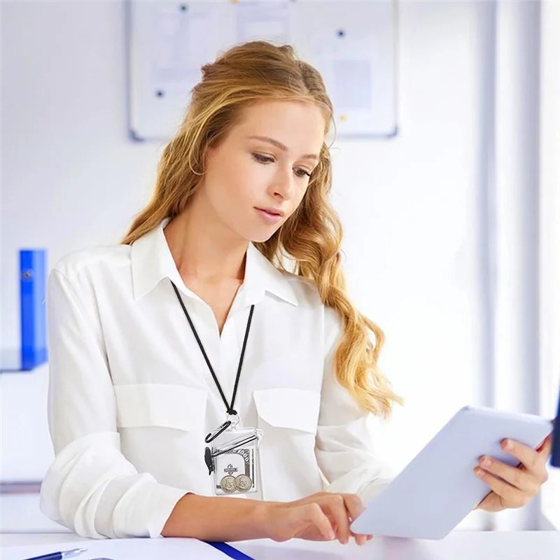 Penutup Kartu Transparan 3 Pak Efisien dengan Tali Penyandang, Lanyard Tempat Kartu Tahan Air Bening untuk Lencana Id dan Kunci