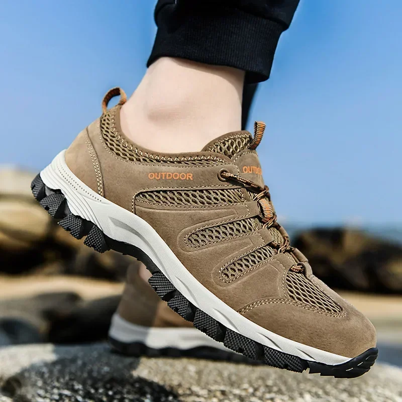 Men Soft Casual Shoes Summer Breathable Outdoor Mesh Sneakers Male Light Black Footwear Flat Fashion Boys Travel Zapatillas