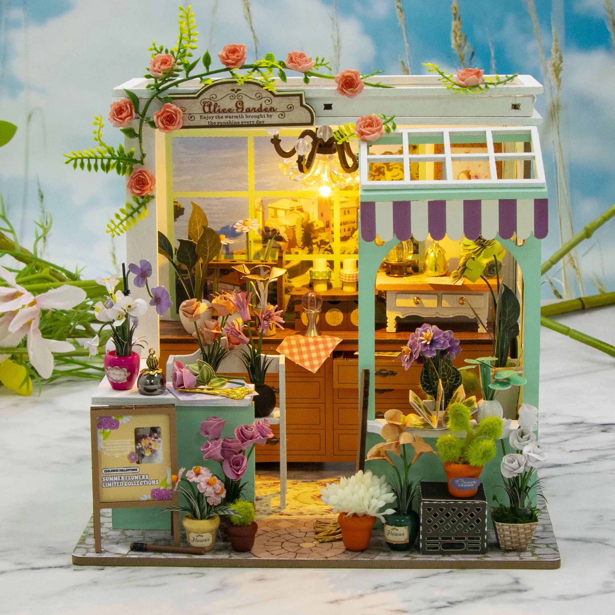 DIY Wooden Miniature Model Kit Princess Garden Casa 3D Puzzle Doll Houses With Furniture Lights for Friends Birthday Gifts