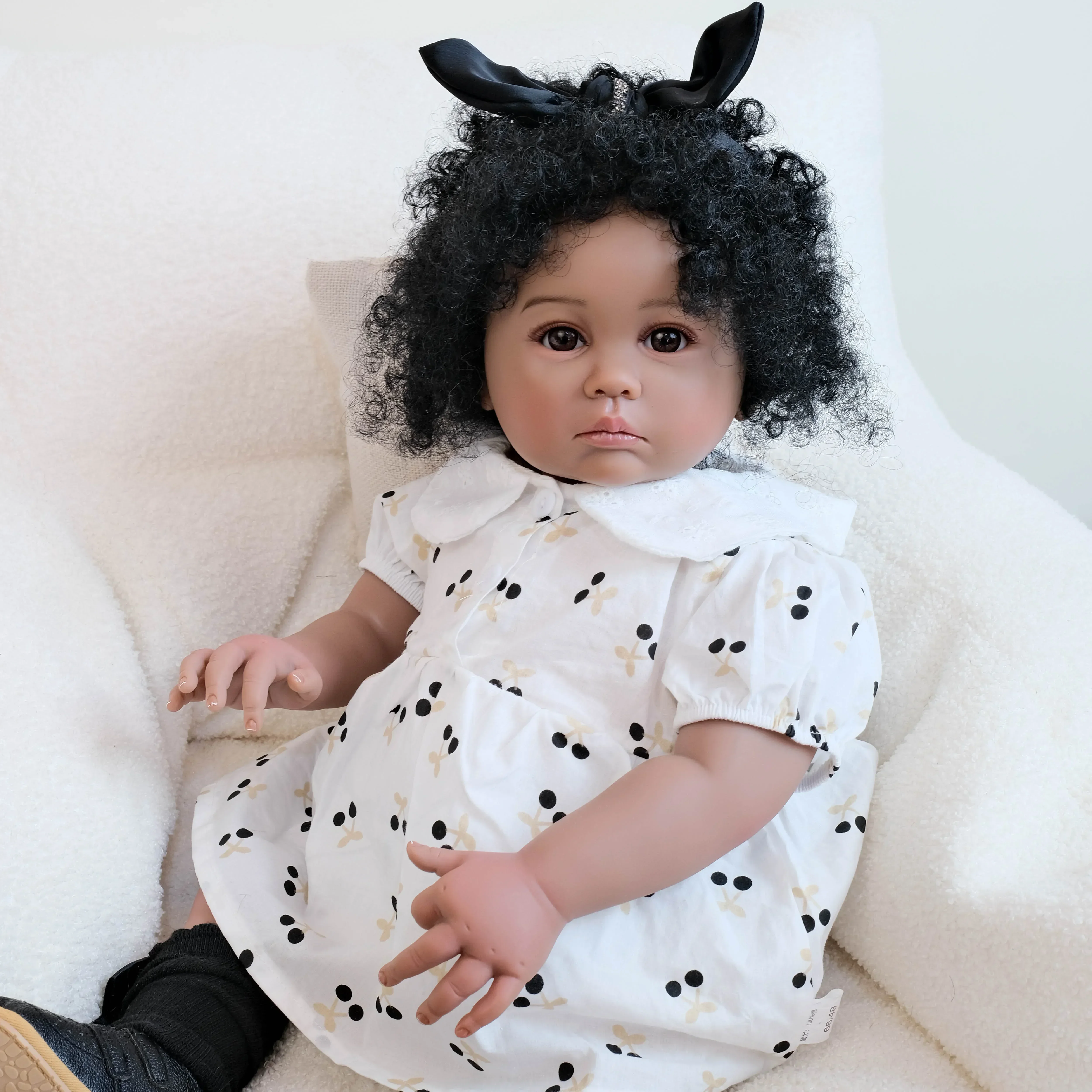 24inch Julieata Dark Skin Soft Cloth Body Multiple Layers Painting Lifelike Newborn Reborn Baby Doll With Hand Root Hair
