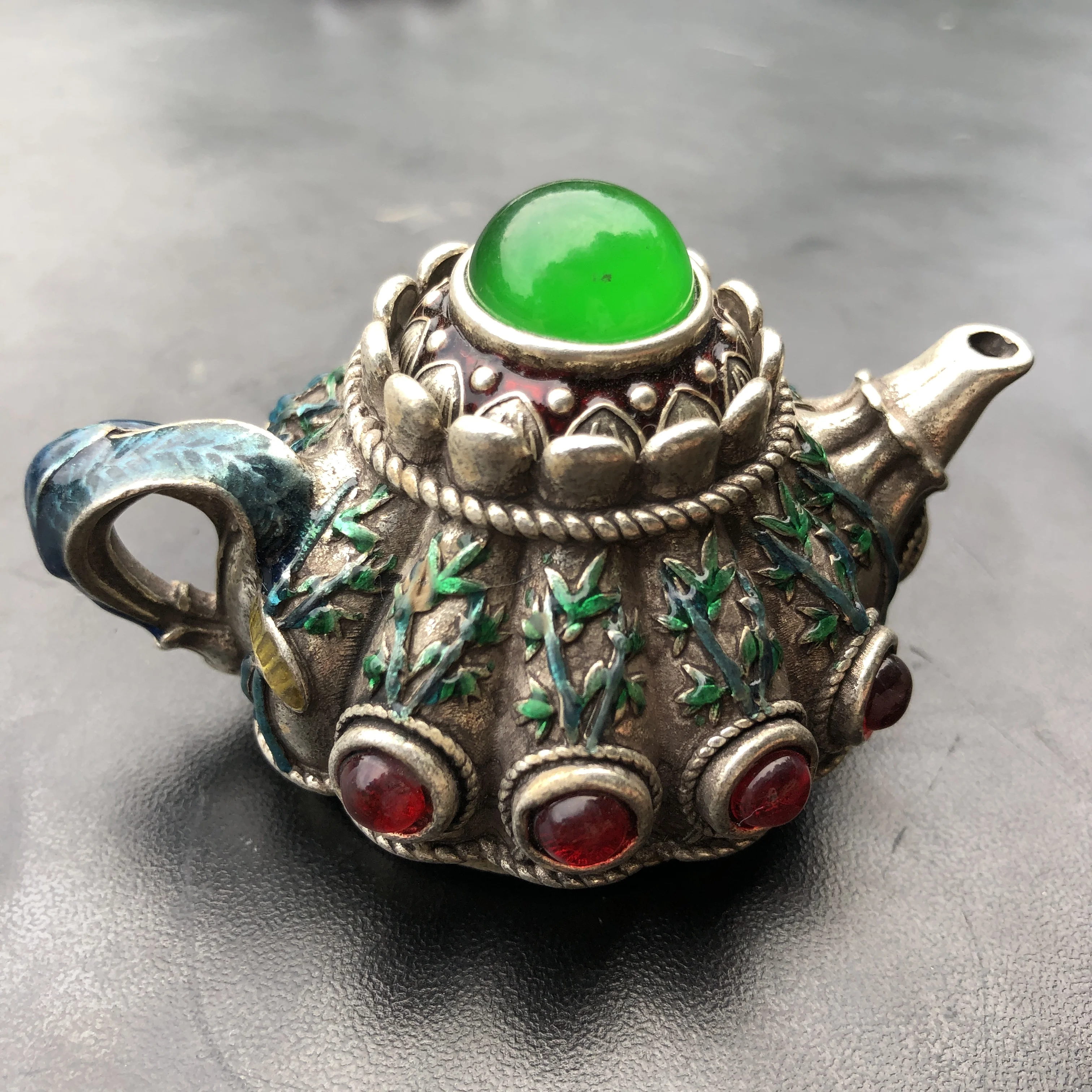 Chinese Qianlong Mark Vintage Silver Teapot Cloisonne Bamboo Pattern Inlaid Green Red Gem Mini Antique Decorative Collectible Or