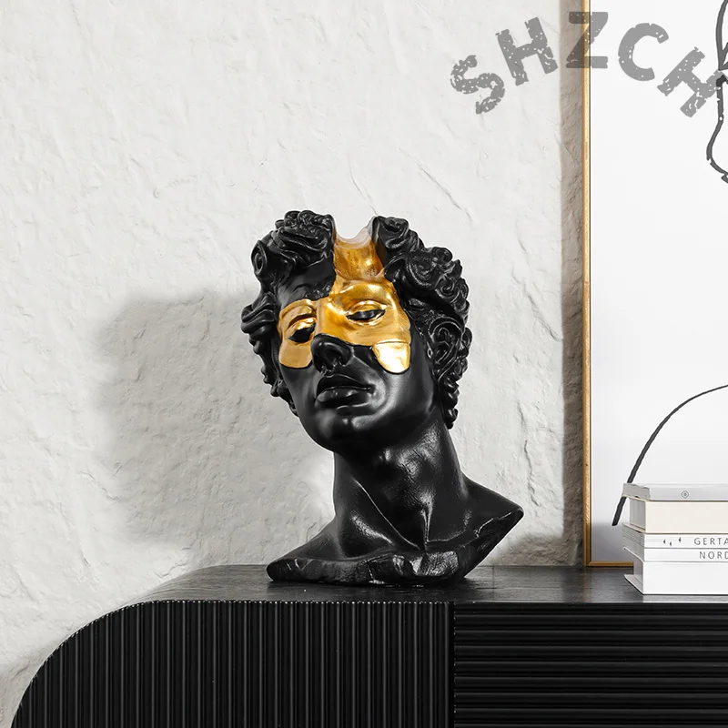 Light Luxury Black Gold David Portrait Sculpture Office Tabletop Ornament Bedroom Resin Sculpture Living Room Home Decoration