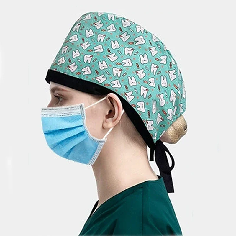 Berretto chirurgico stampato in cotone Berretto per capelli lunghi da donna Dentista Clinica odontoiatrica Foulard Berretto da infermiera regolabile da uomo