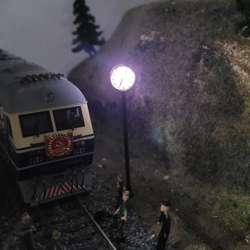 5pc/3pcs 1:87 Scale Model Lights Model Clock Lamp for Railway HO Train Platform Station Lamppost Railway Layout Diy Material