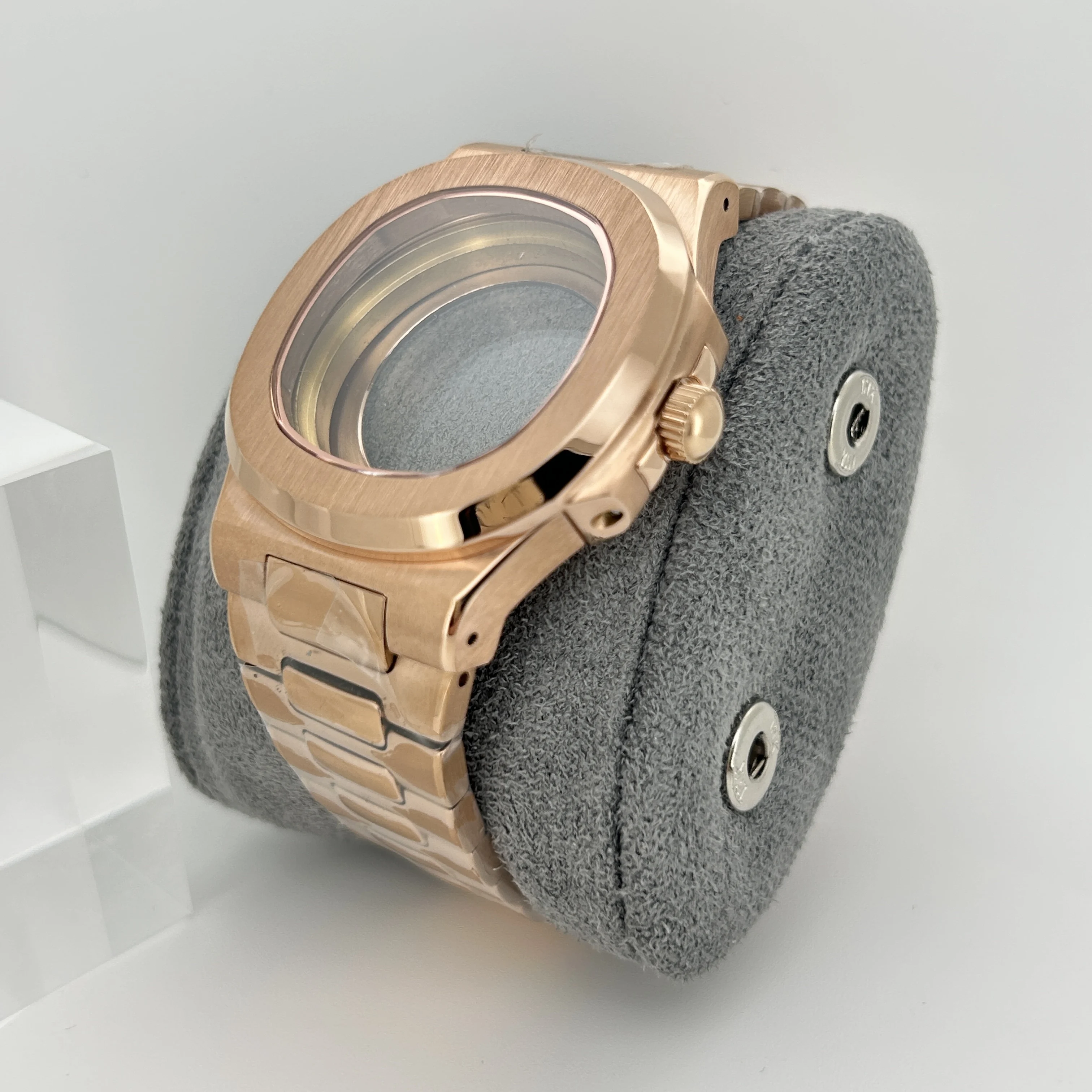 

Rose Gold 40mm Case Steel Band Assembly Nautilus Assembly High-quality with Copper Inner Ring for PP Seko NH35 NH38 NH70/36 Case