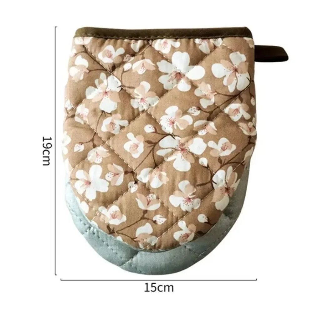 1PC New Hot Resistant Bakeware Oven Mitts Heart-shaped Flower Printed Kitchen Insulation Pad Cotton Hand Clip Baking Oven Gloves