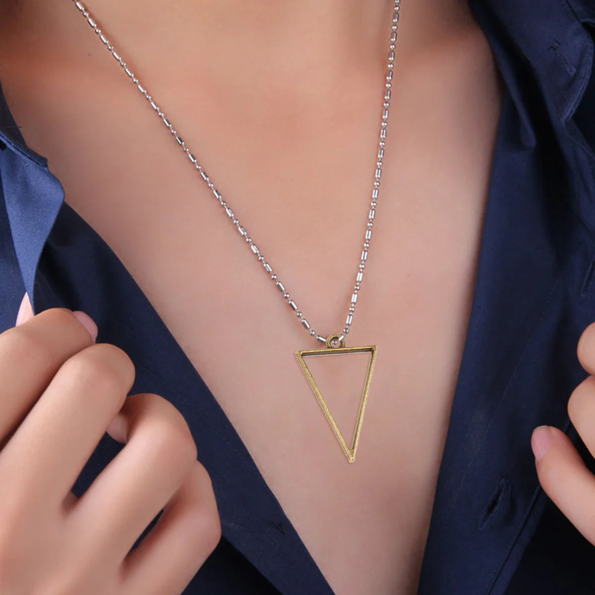 

30Pcs Alloy Jewelry Pendants DIY Frames Set for Necklace Bracelet Earrings Keychain Scrapbooking Craft Charm Accessories Gifts