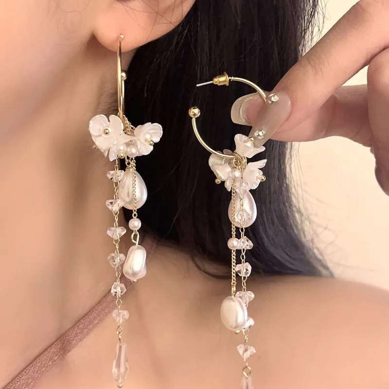 Fairy-like Pearl Flower Drop Earrings Luxury Small and Narrow Fashion Ins Style C-shaped Earrings 7598