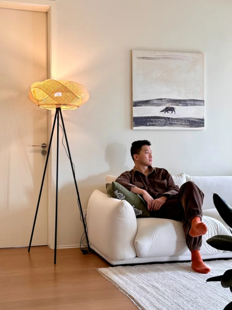 Middle Aged Bamboo Woven Floor Lamp Living Room Lamp Bedroom Bedside Lamp WabiSabi Room Decoration LED Dining Room Pendant Light